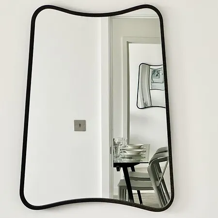 42 Citygate Apartman *