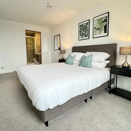 42 Citygate Apartman